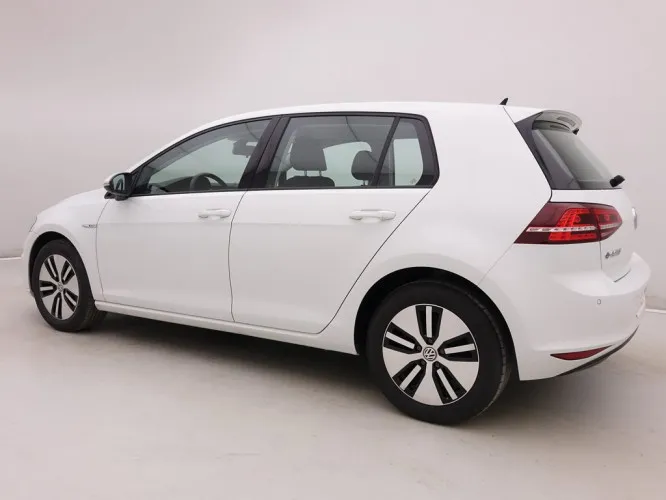 Volkswagen Golf e-Golf 24.2kWh + WarmtePomp + GPS Pro + LED  Image 3