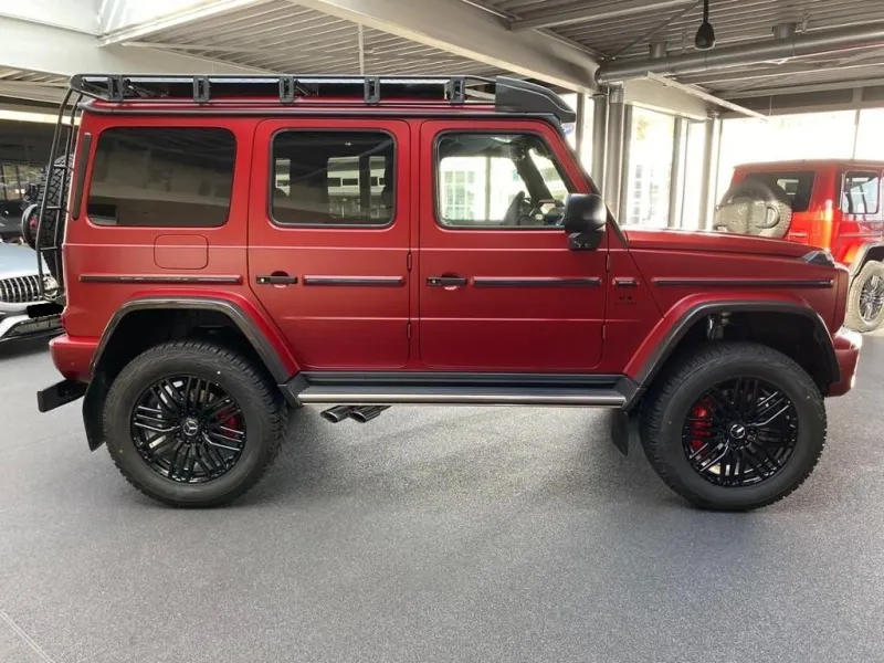 Mercedes-Benz G 63 AMG 4x4 2 =AMG Carbon Exterior & Interior Image 5