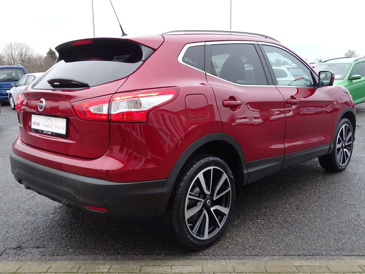 Nissan Qashqai 1.6 DIG-T Tekna...  Image 4