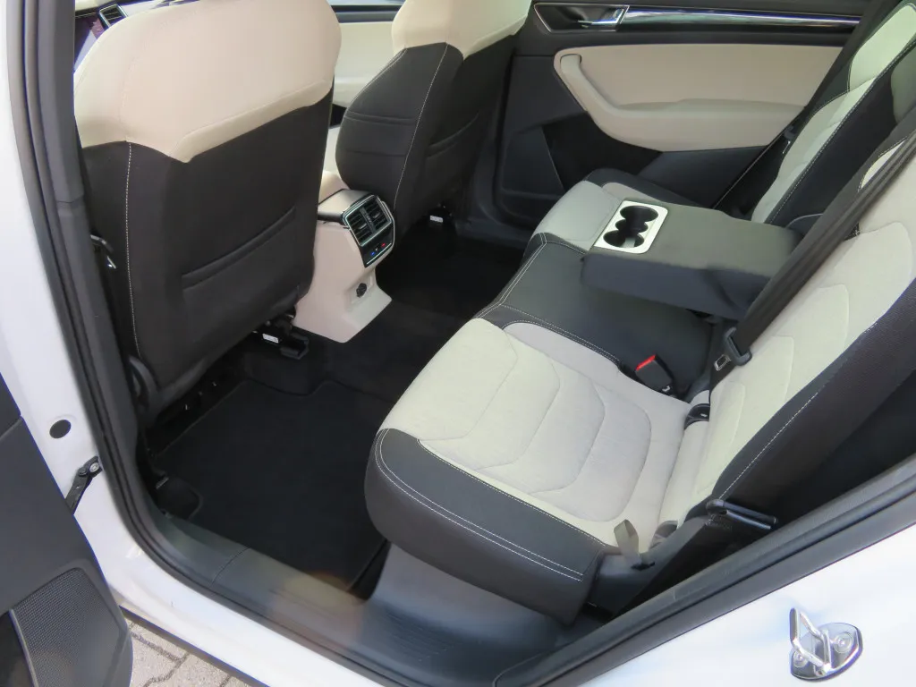 Skoda Kodiaq 1.5 TSI DSG STYLE*NAVI*ACC*KAMERA* Image 7